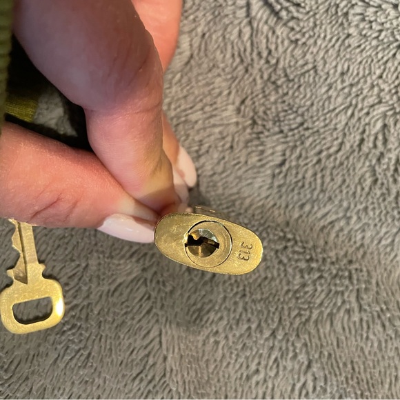 #313 Louis Vuitton Lock & Key #313 with unbranded choker chain - Picture 6 of 10